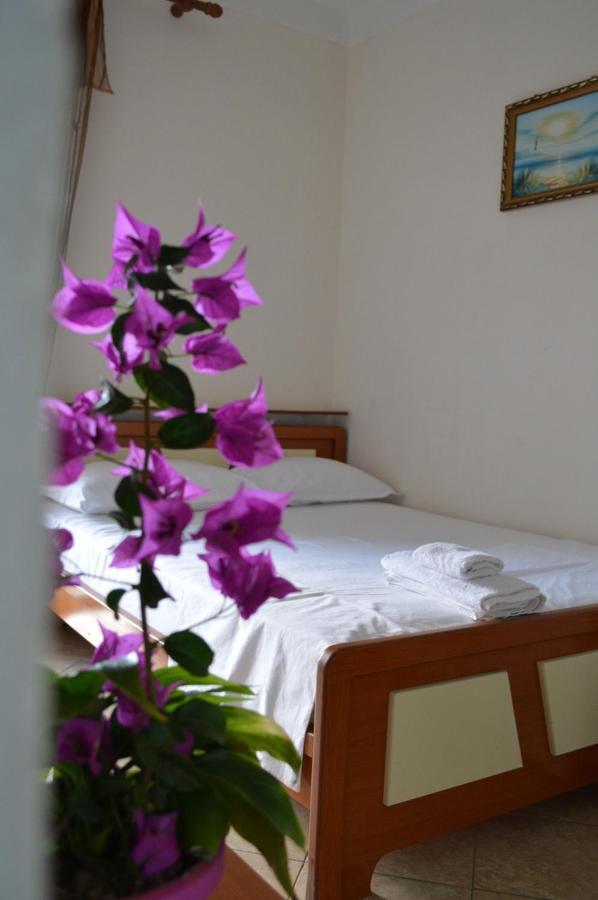 Hotel Ridal Vlore Exterior photo
