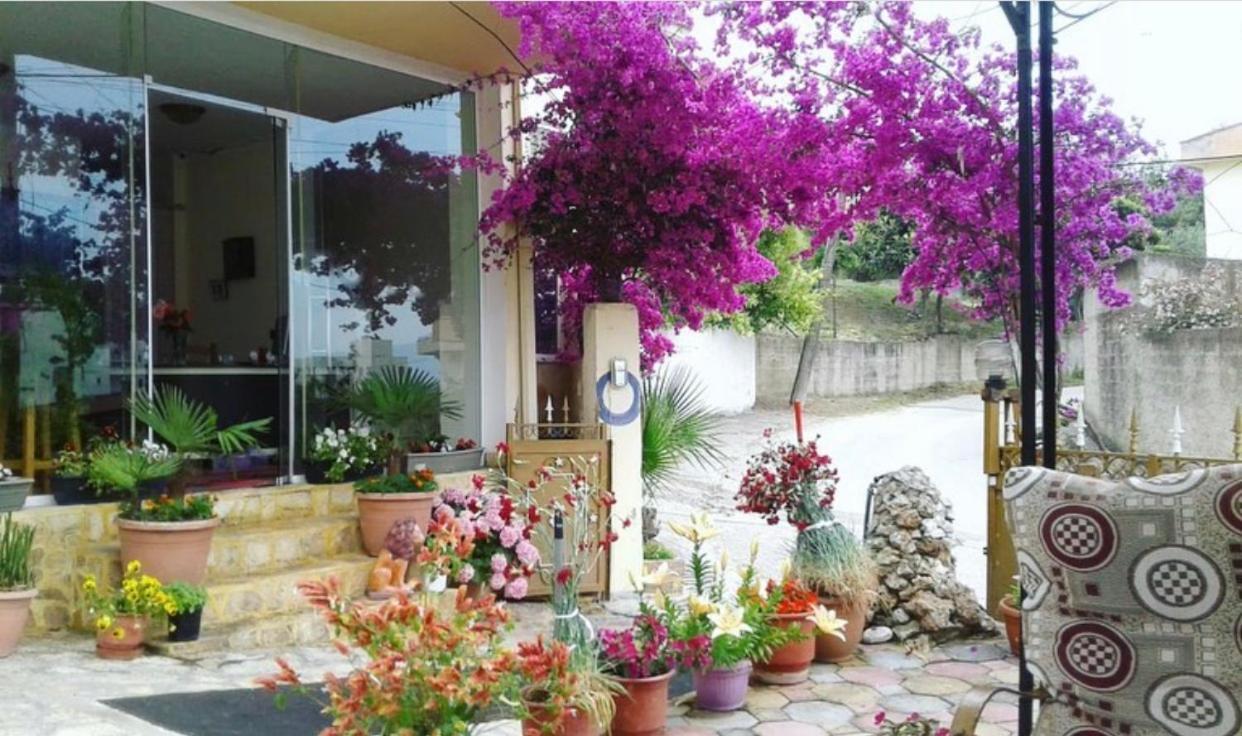 Hotel Ridal Vlore Exterior photo
